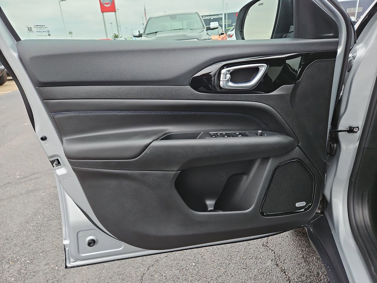 New 2026 Jeep Compass Limited image 19