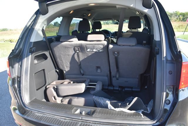 Used 2018 Honda Odyssey EX image 17