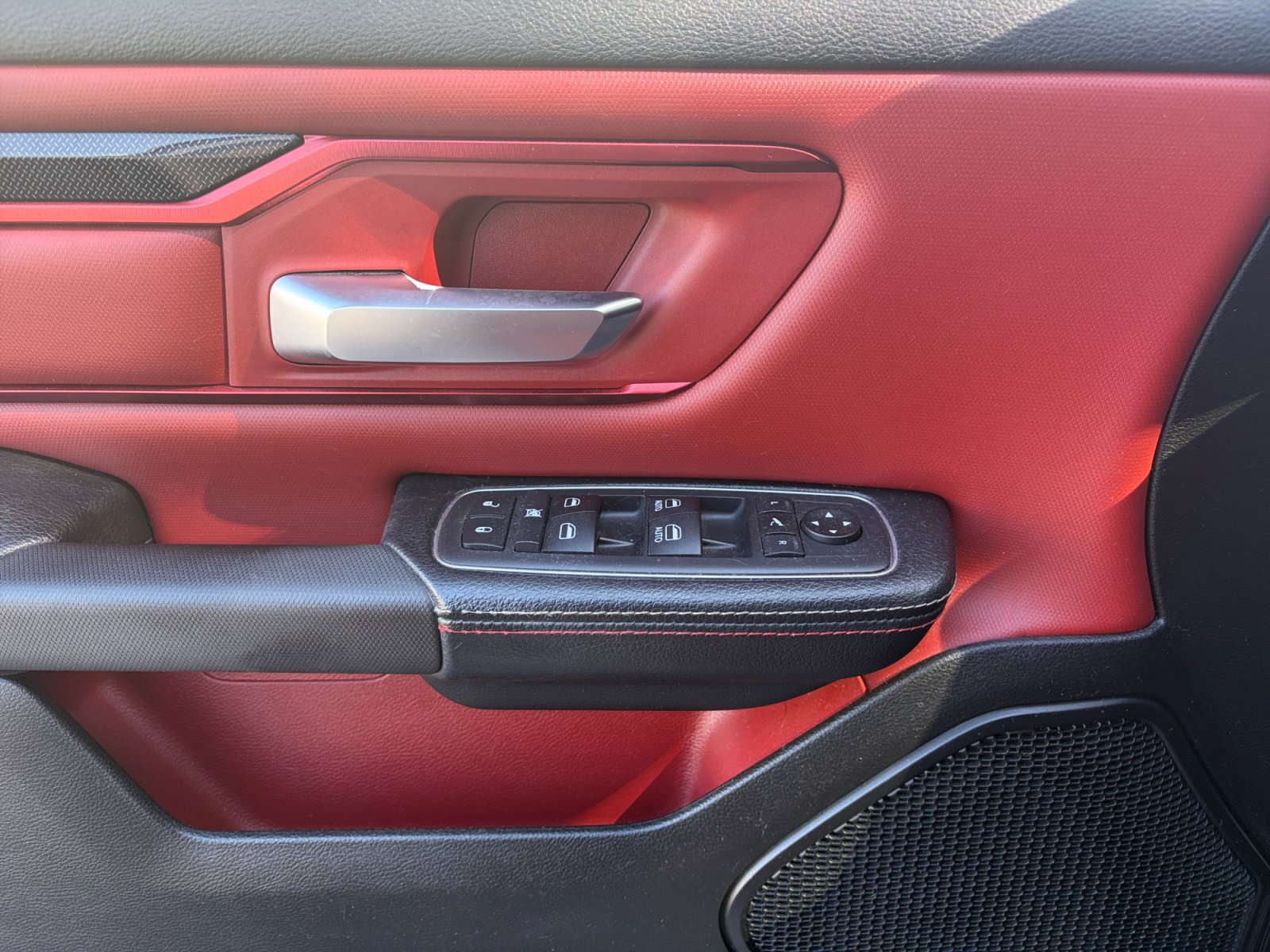 Used 2019 RAM 1500 Rebel w/ Rebel Level 2 Equipment Group AWD/4WD image 16