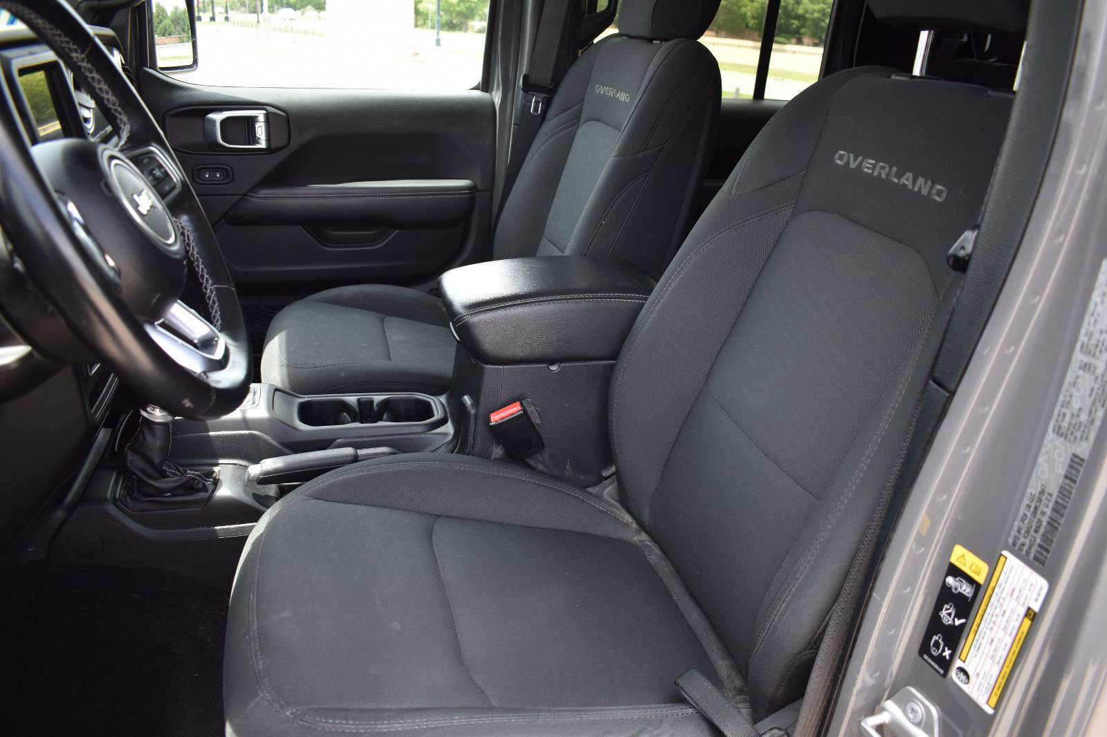 Used 2021 Jeep Gladiator Overland AWD/4WD image 19