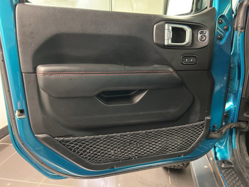 Used 2019 Jeep Wrangler Unlimited Rubicon w/ Dual Top Group image 31