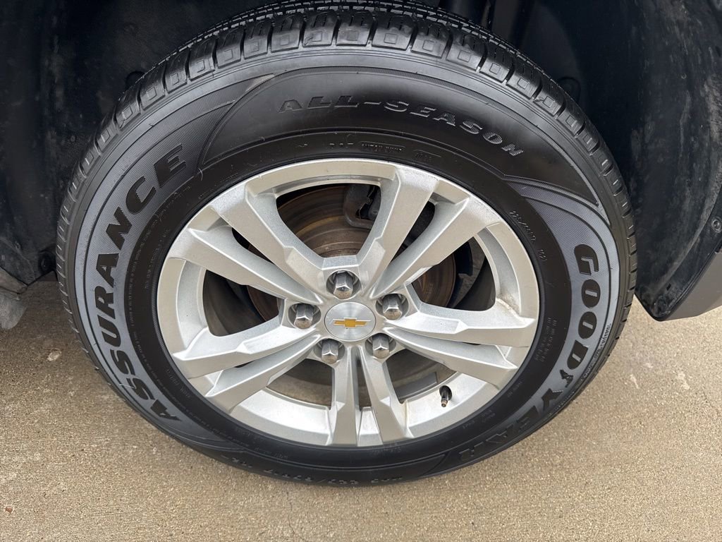 Used 2015 Chevrolet Equinox LT w/ Driver Convenience Package image 45