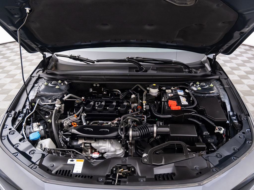 Used 2023 Honda Accord EX image 31