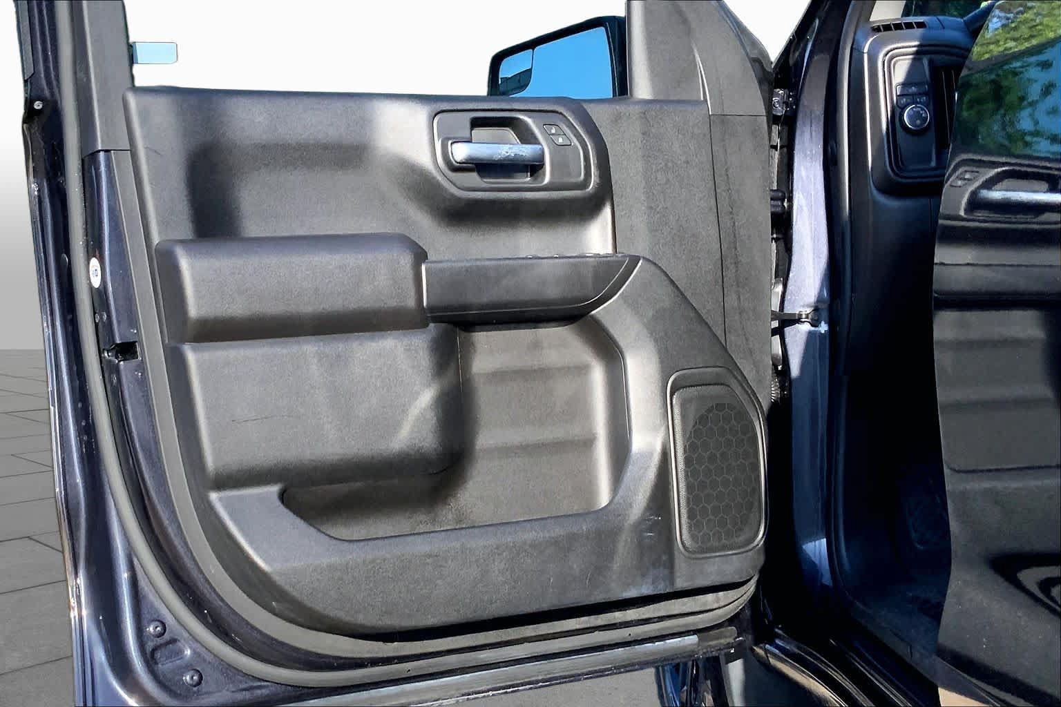 Used 2023 Chevrolet Silverado 1500 Custom w/ LPO, Dark Essentials Package RWD image 22