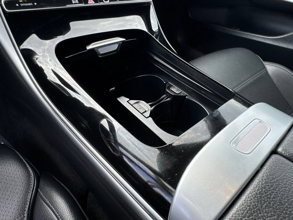 Used 2022 Mercedes-Benz C 300 Sedan image 32