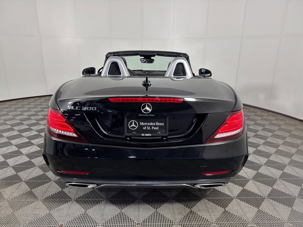 Used 2020 Mercedes-Benz SLC 300 image 4