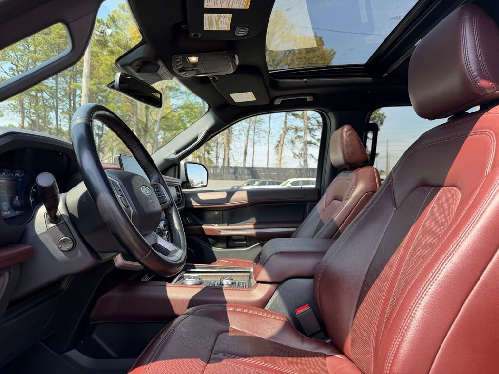 Used 2023 Ford Expedition Limited AWD/4WD image 10