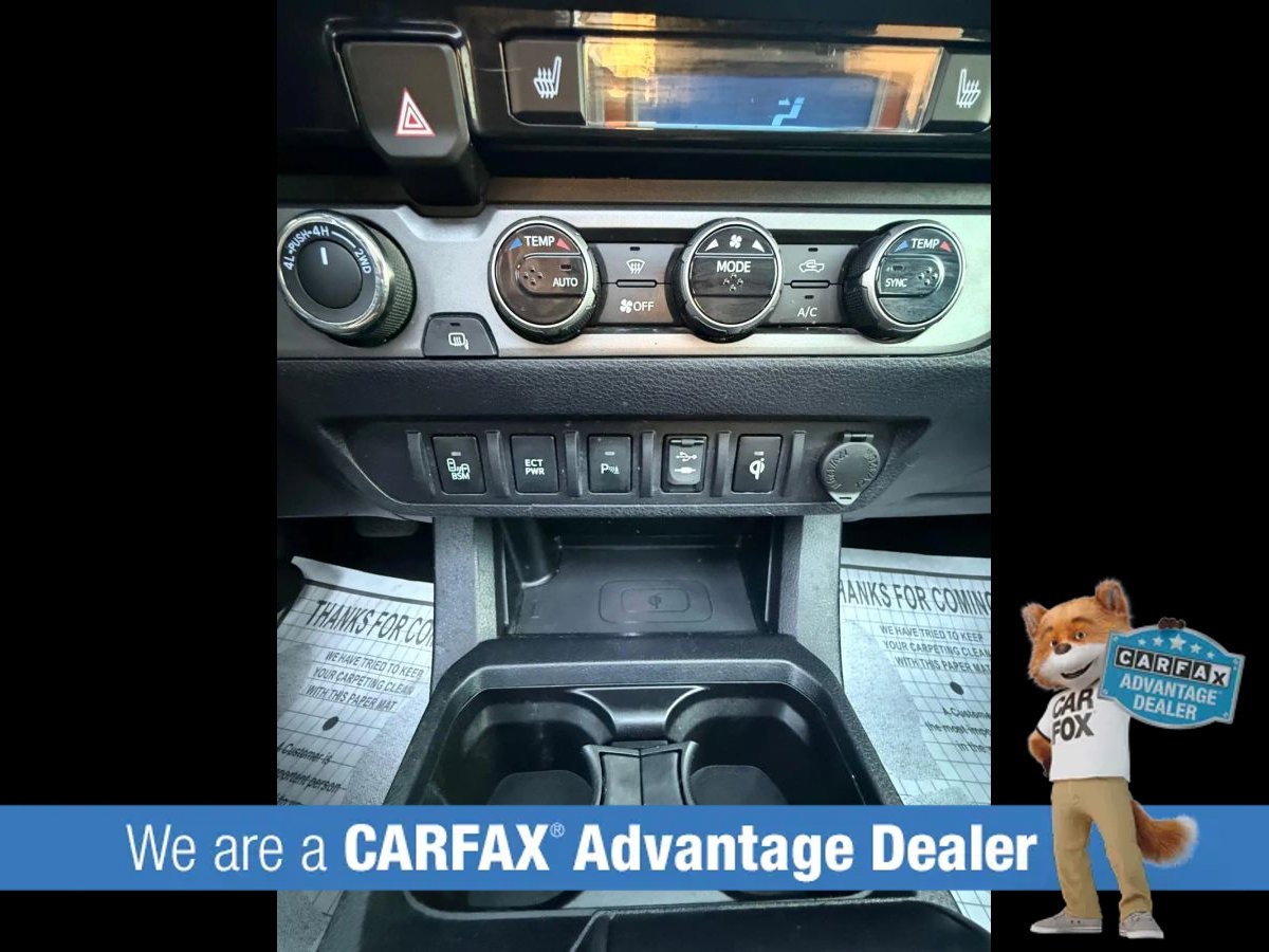 Used 2017 Toyota Tacoma TRD Off-Road w/ Premium & Technology Package image 57