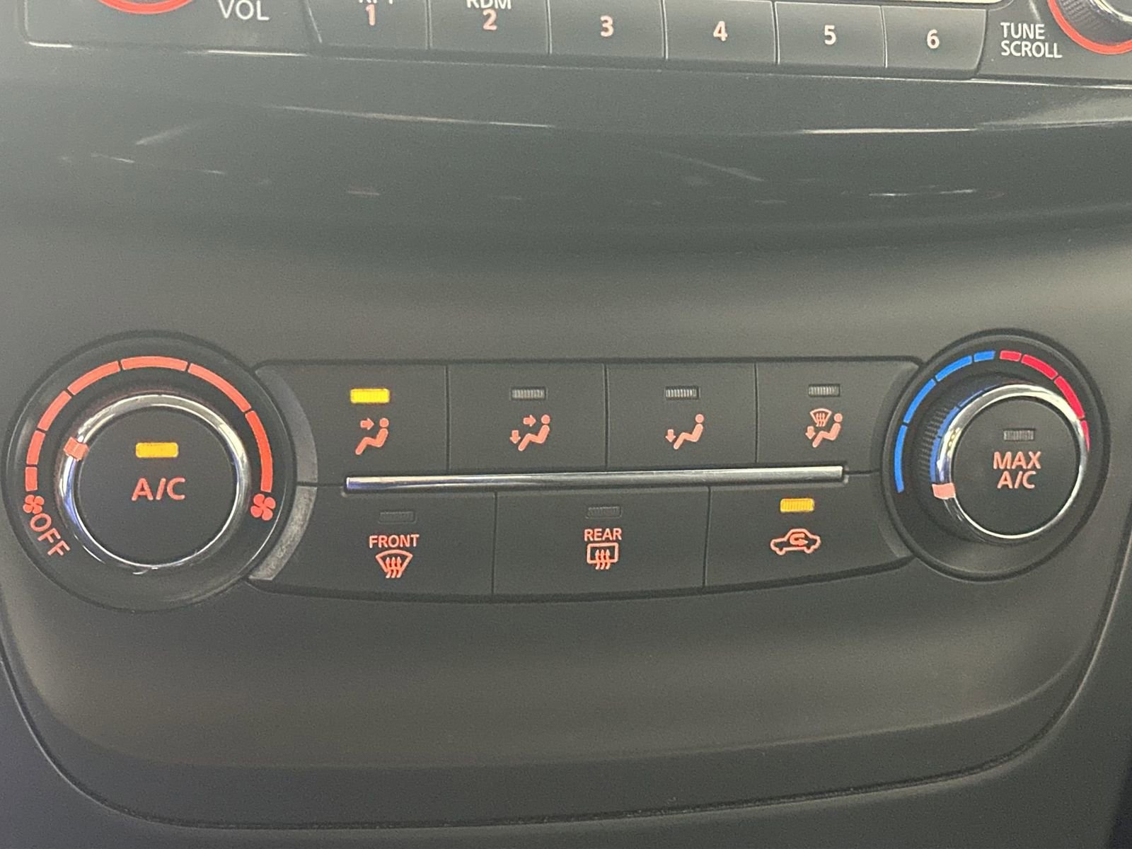 Used 2017 Nissan Sentra SV image 19