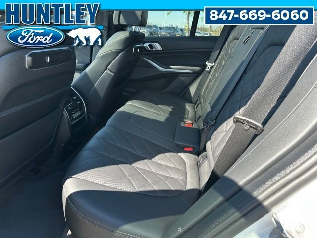 Used 2024 BMW X5 xDrive40i AWD/4WD image 12