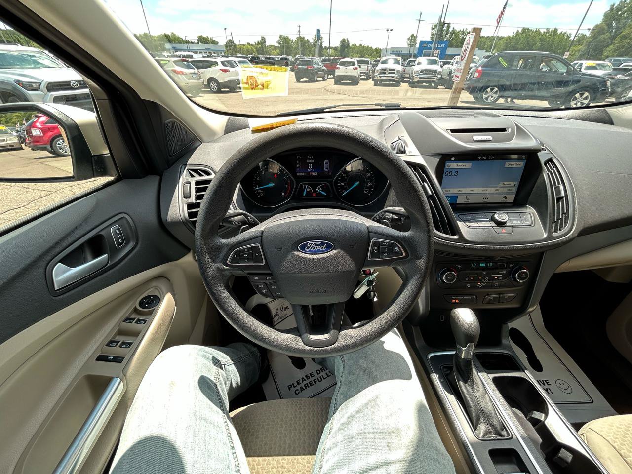 Used 2017 Ford Escape SE w/ Equipment Group 201A FWD image 29
