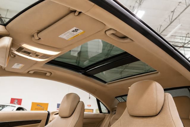 Used 2011 Mercedes-Benz E 550 Coupe image 20