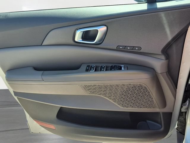 New 2026 Kia Carnival SX FWD image 16