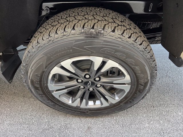 Used 2022 Chevrolet Colorado Z71 AWD/4WD image 33
