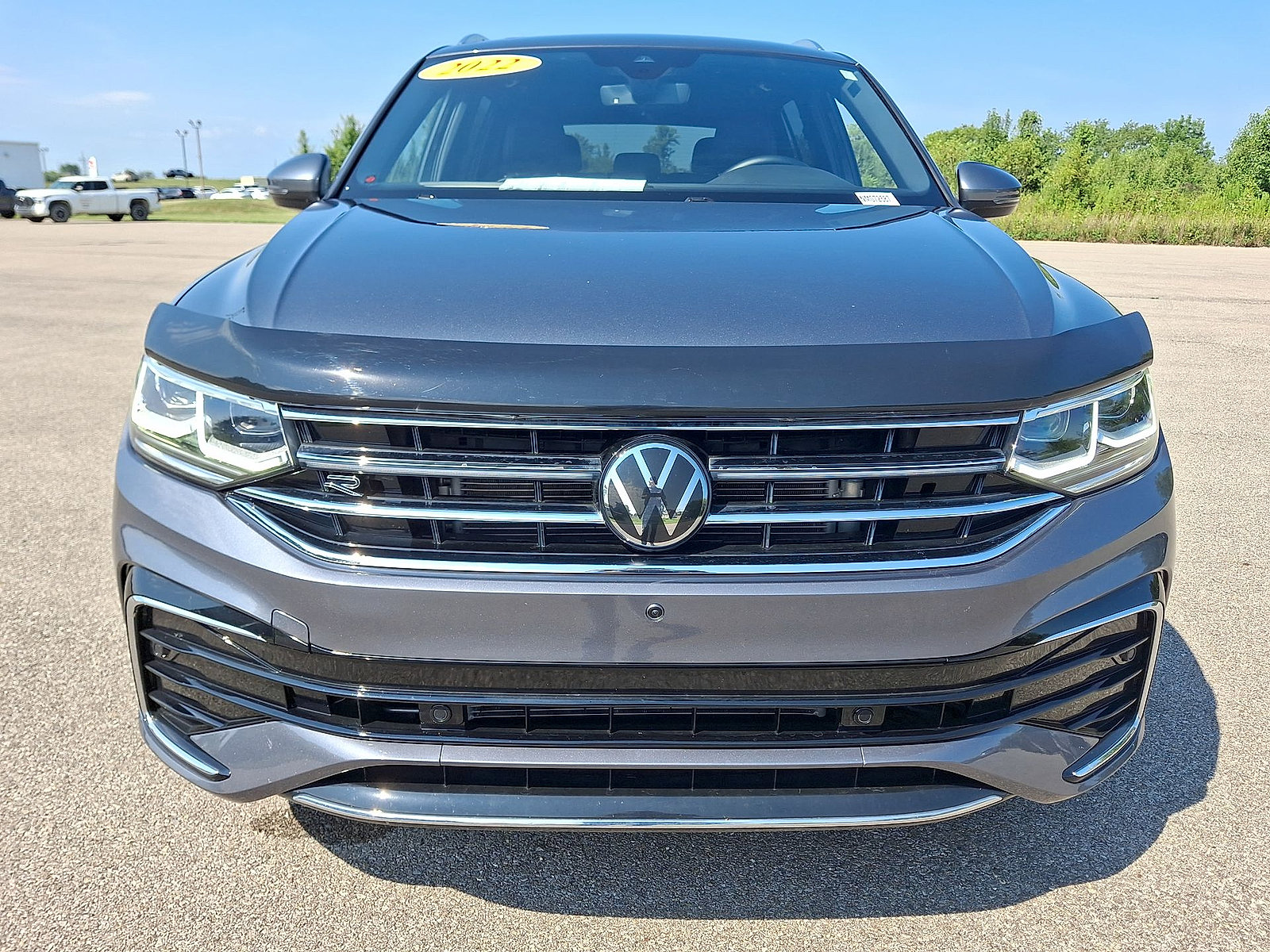 Used 2022 Volkswagen Tiguan SEL R-Line AWD/4WD image 29