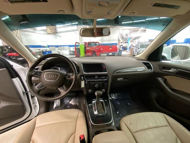 Used 2014 Audi Q5 2.0T Premium w/ Lighting Package AWD/4WD image 26