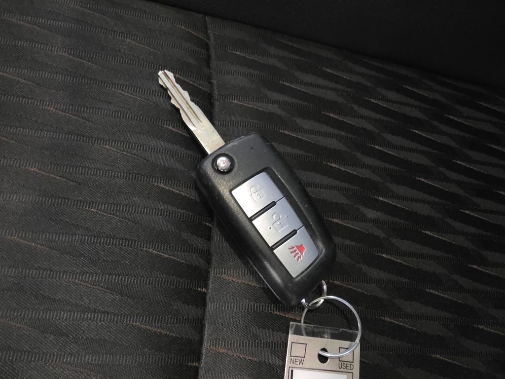 Used 2018 Nissan Rogue S image 10