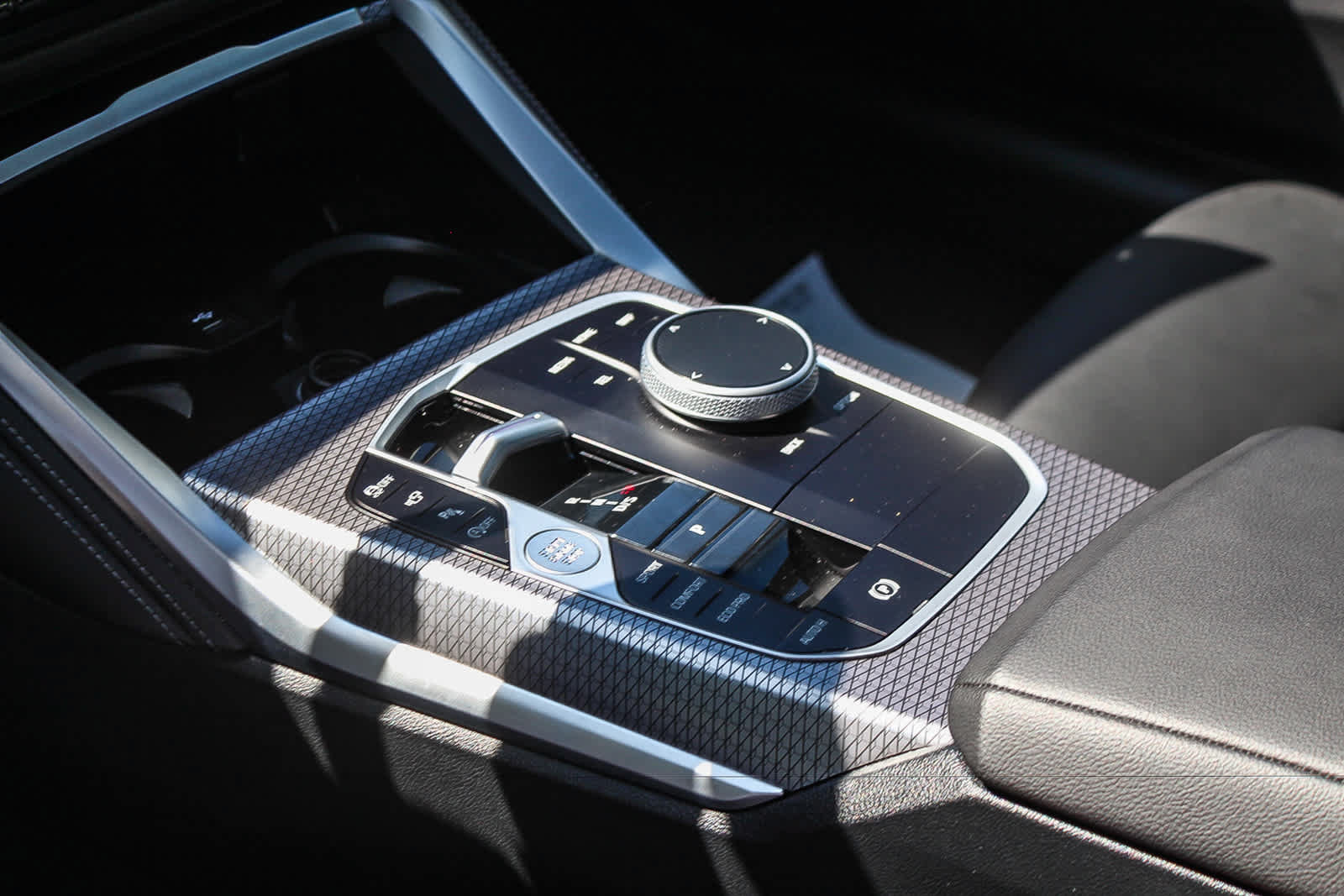 Used 2025 BMW 430i Coupe w/ M Sport Package RWD image 17