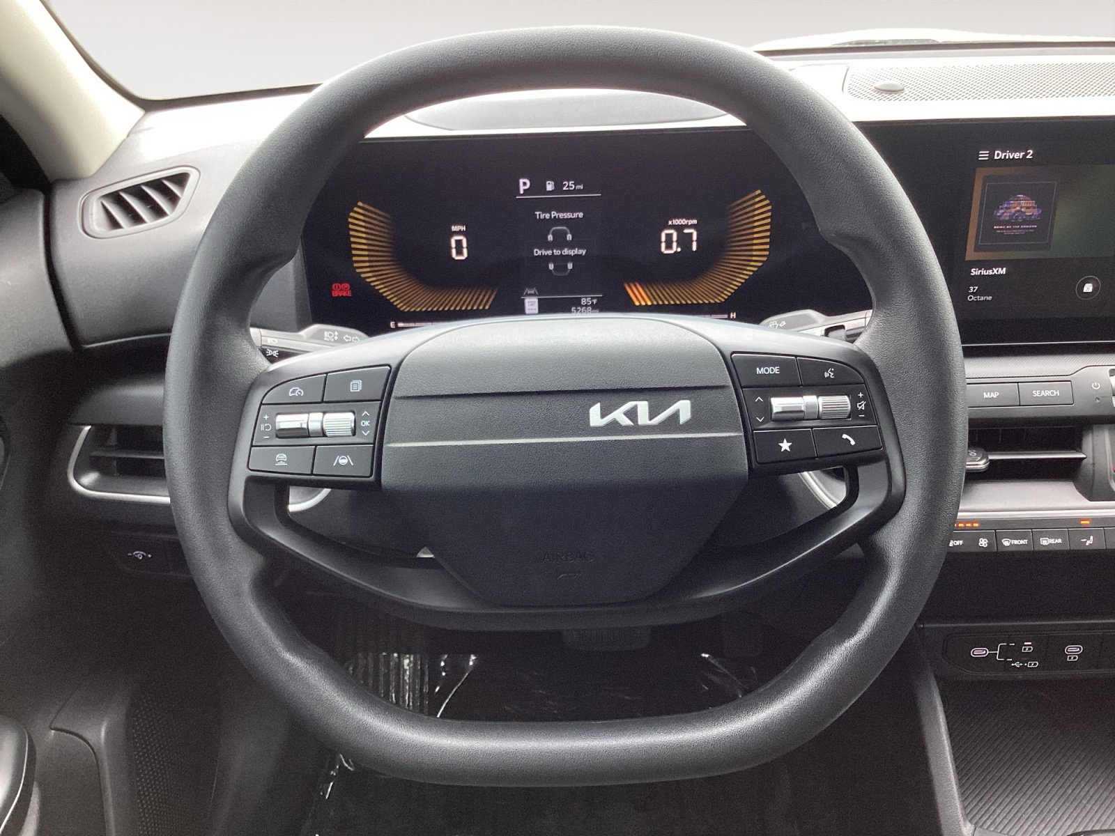 Used 2025 Kia K4 FWD image 15
