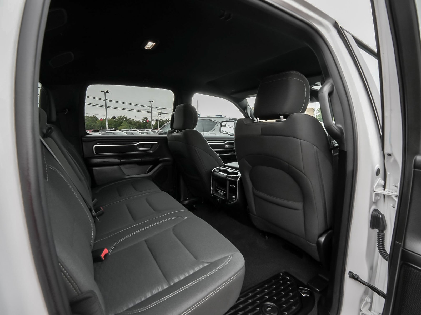 Used 2025 RAM 1500 Big Horn AWD/4WD image 40