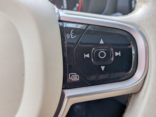 Used 2021 Volvo S60 T6 Momentum image 21