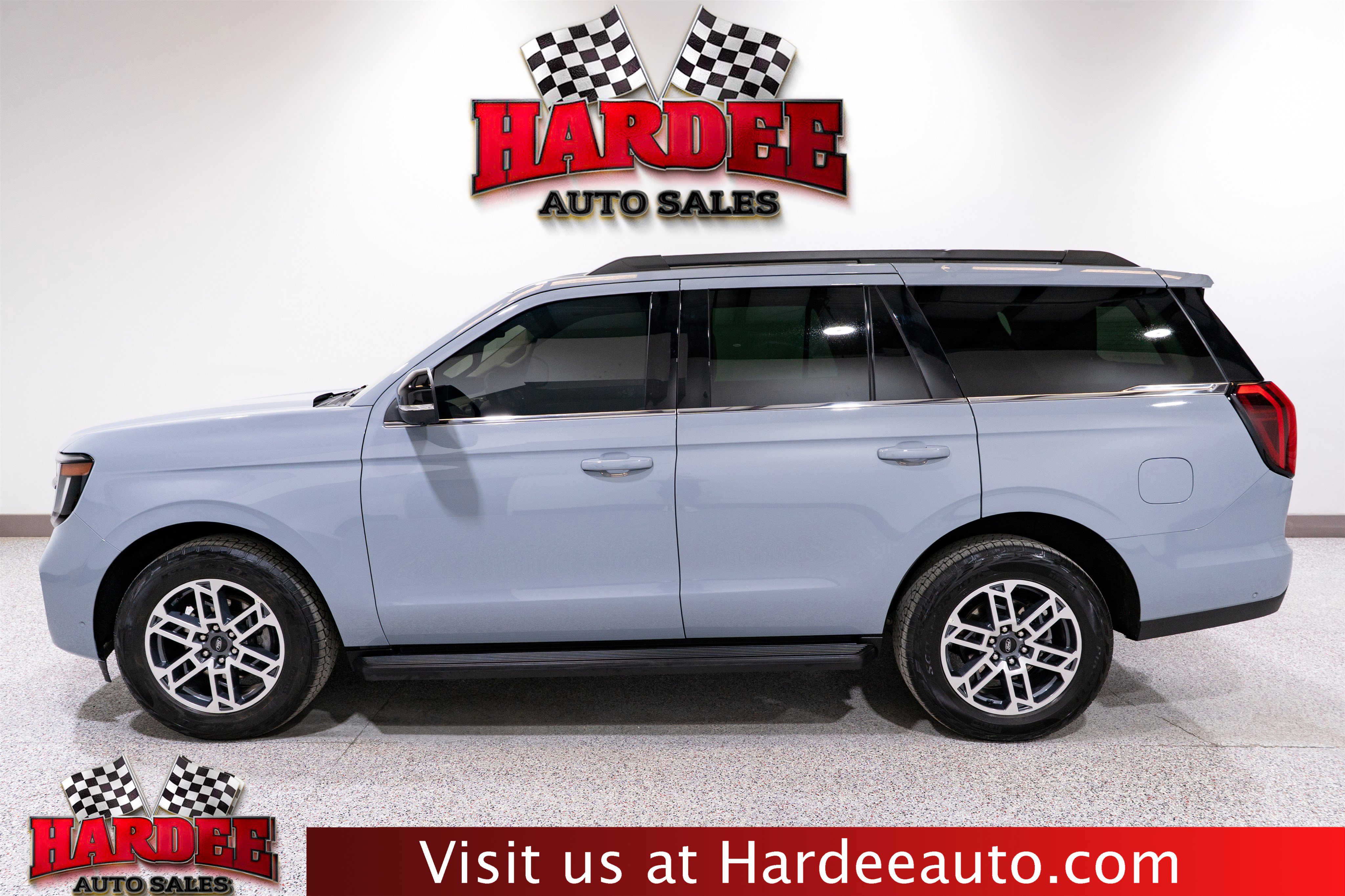 Used 2025 Ford Expedition Active
