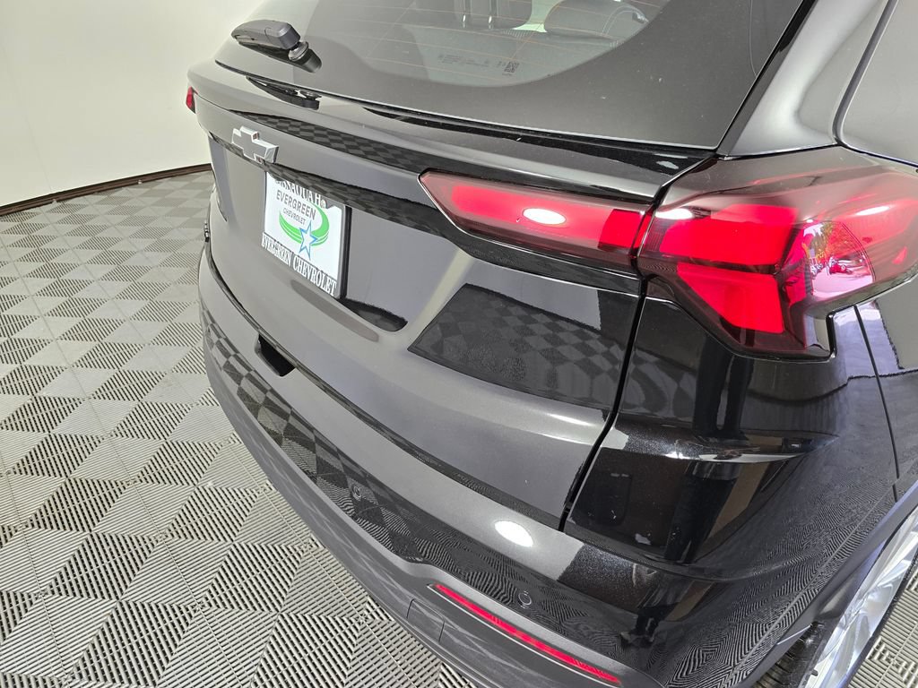 New 2027 Chevrolet Bolt LT w/ Comfort Package FWD image 15