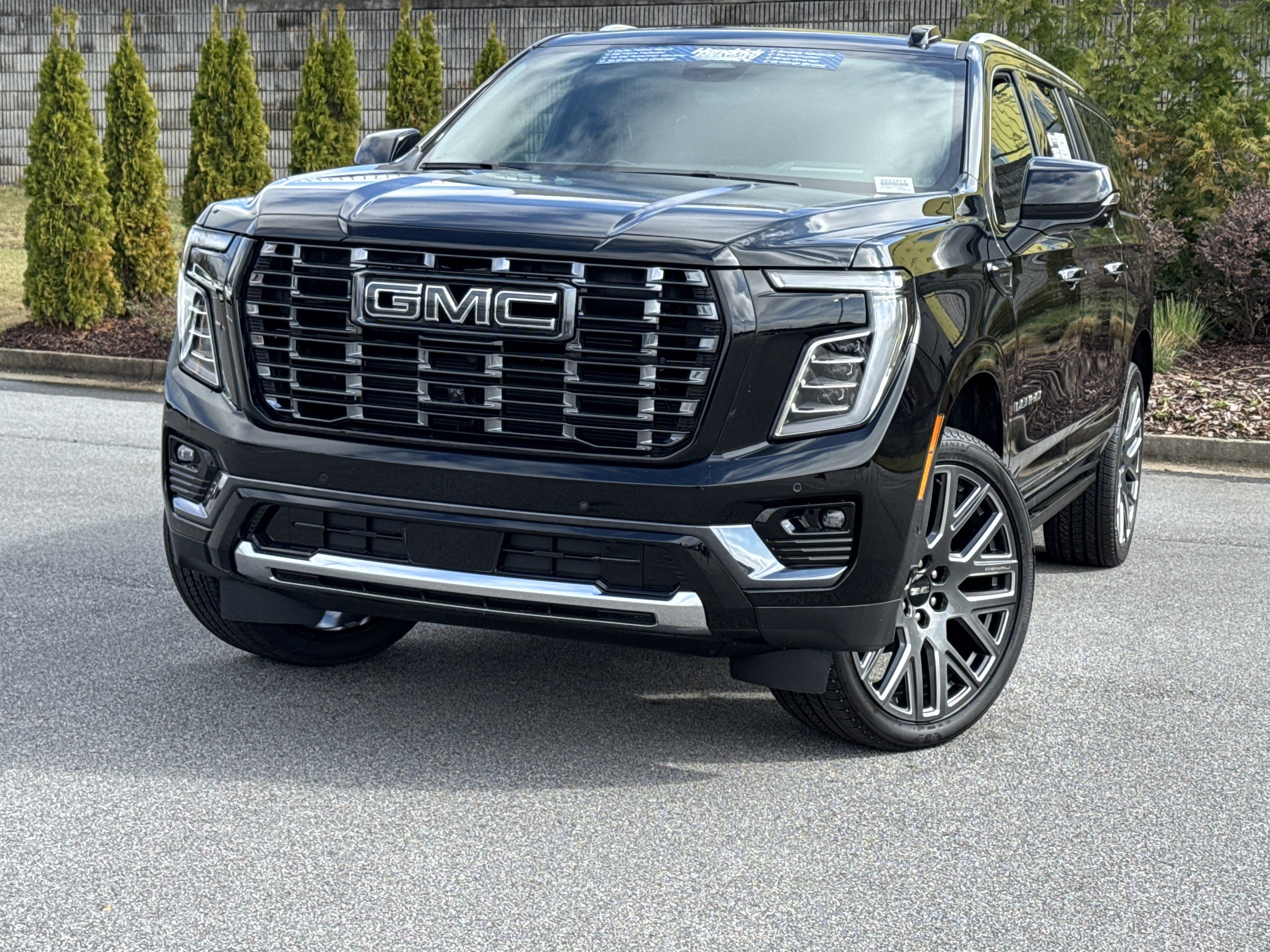 Used 2026 GMC Yukon XL Denali Ultimate w/ LPO, Floor Liner Package image 5