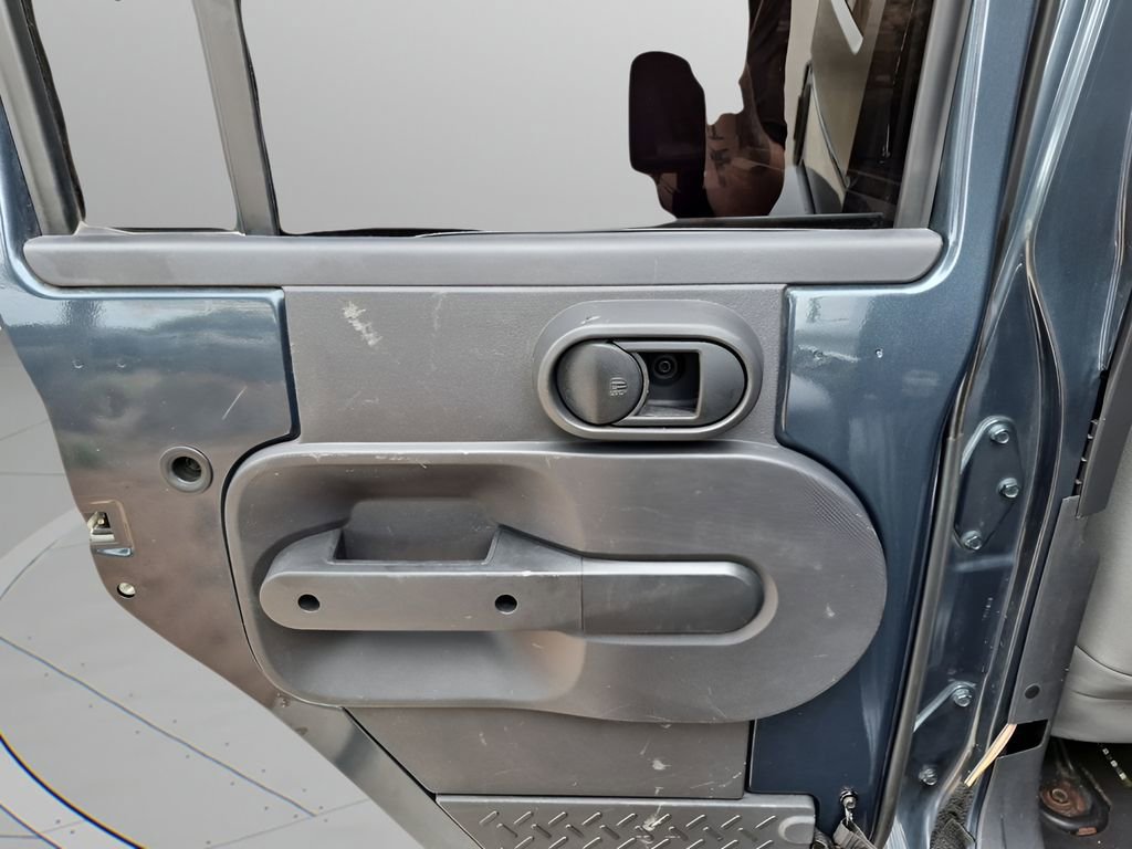 Used 2008 Jeep Wrangler X image 17