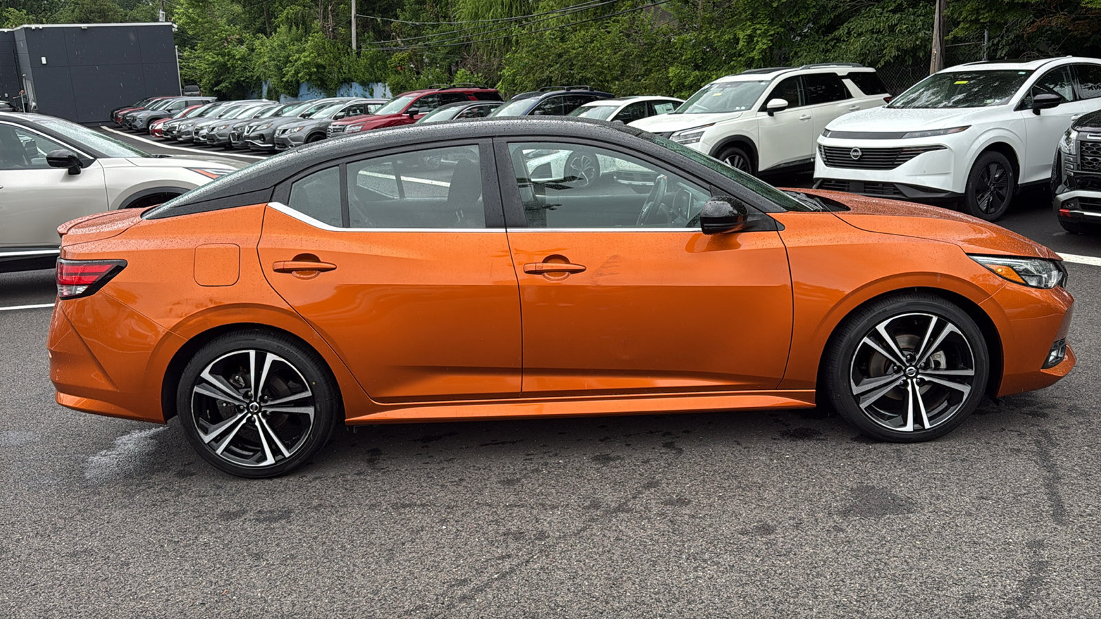 Certified 2021 Nissan Sentra SR FWD image 25