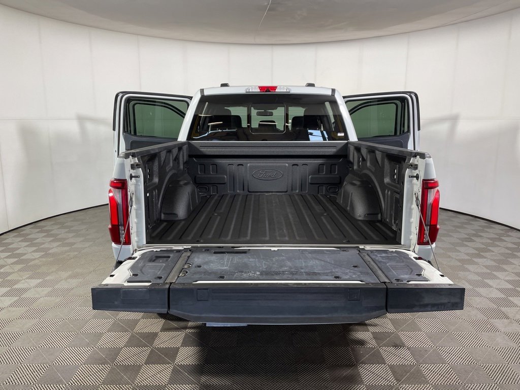 Used 2024 Ford F150 Platinum image 23