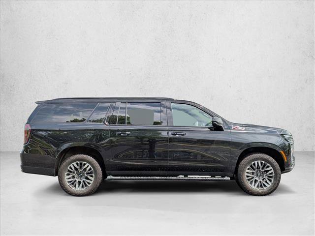 Certified 2025 Chevrolet Suburban Z71 AWD/4WD image 4