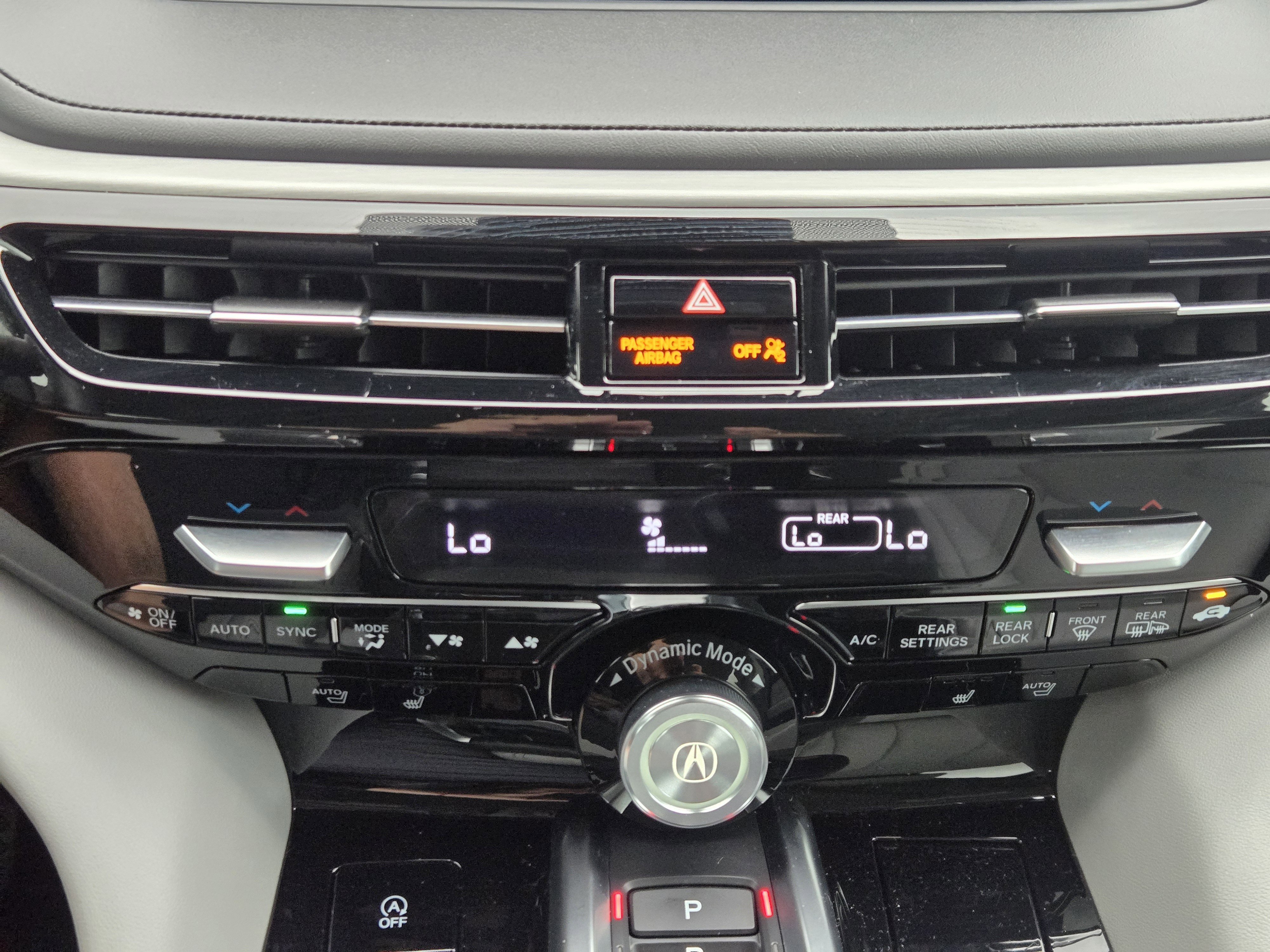 Certified 2024 Acura MDX FWD w/ Technology Package image 16