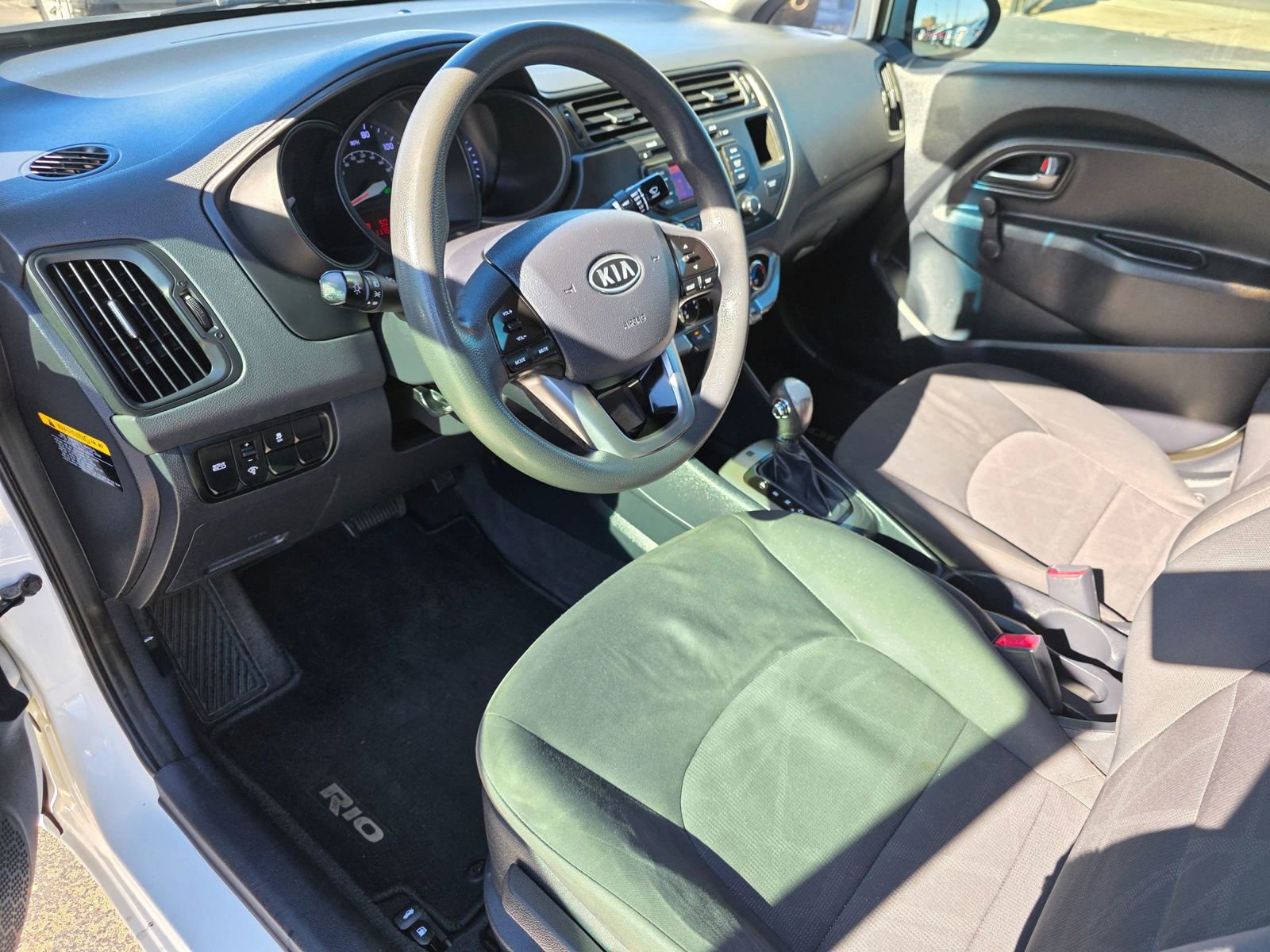 Used 2012 Kia Rio LX image 8