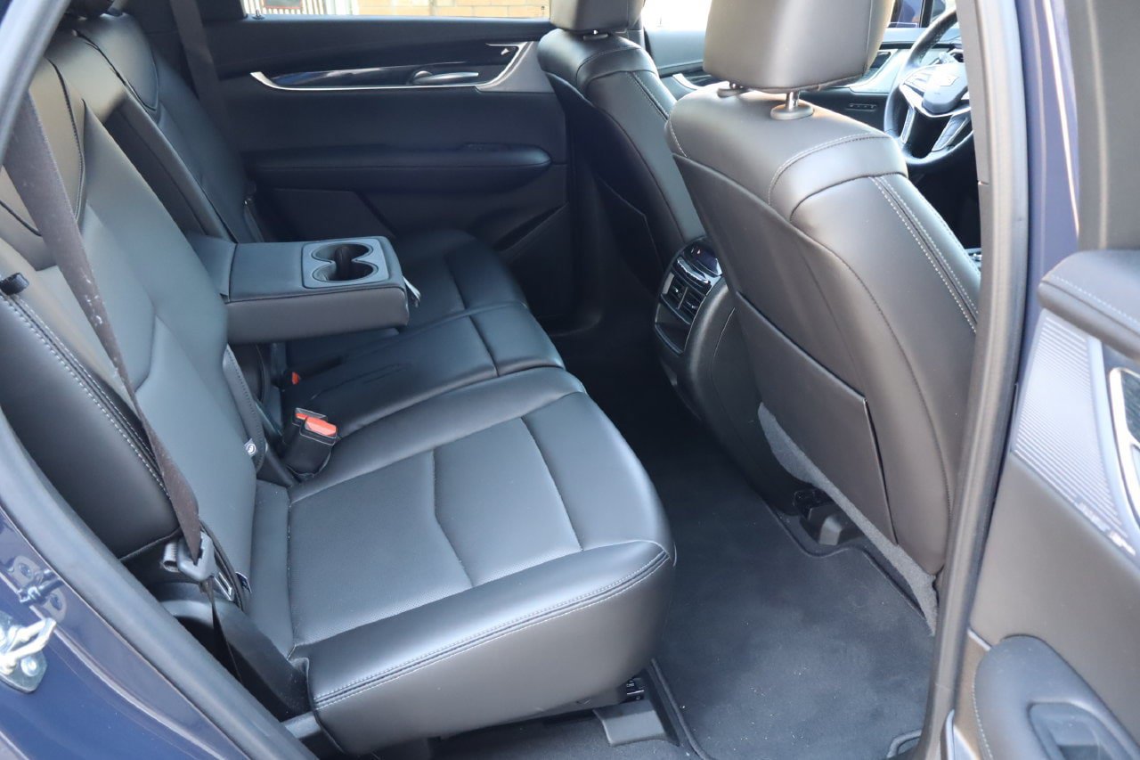 Used 2025 Cadillac XT5 Premium Luxury FWD image 19