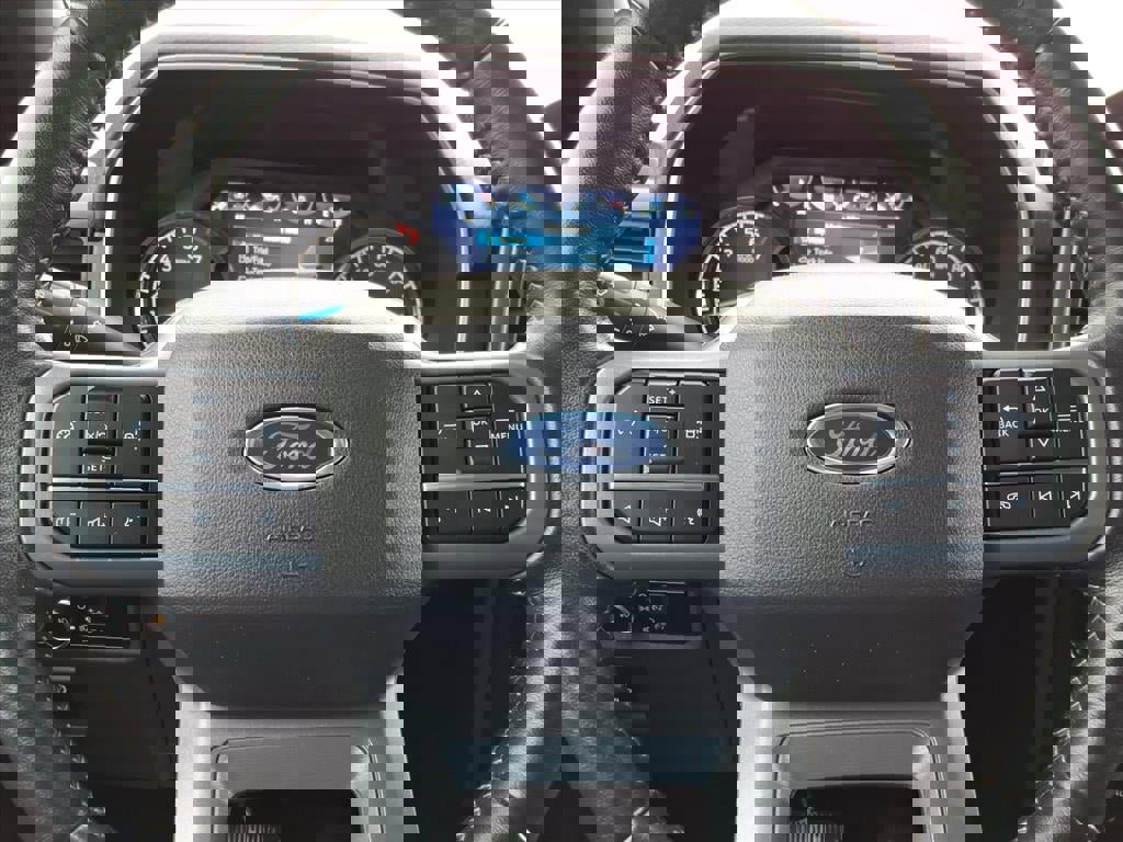 Certified 2022 Ford F150 XLT w/ Equipment Group 302A High image 23