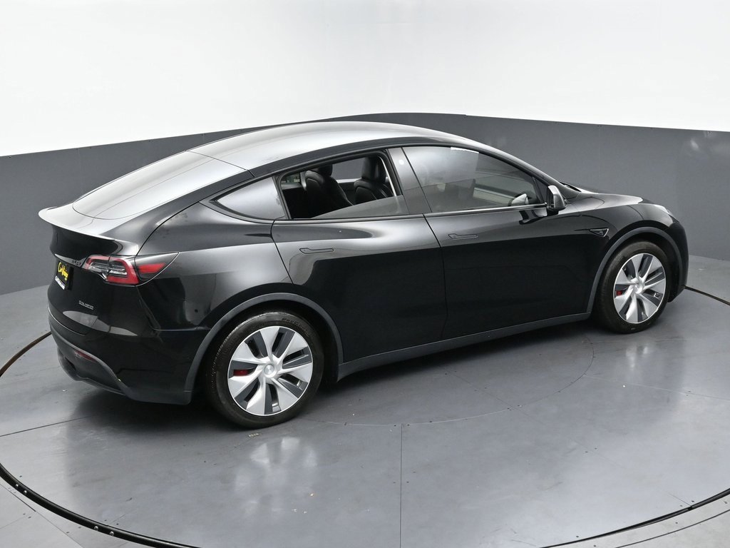 Used 2022 Tesla Model Y Performance image 40