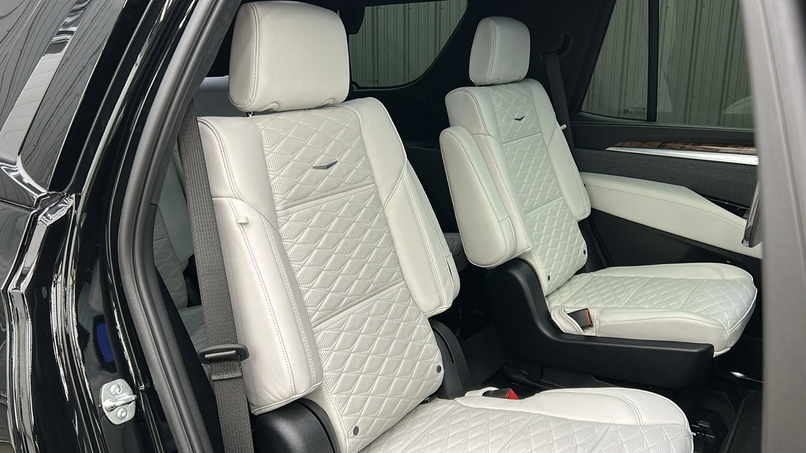 Used 2025 Cadillac Escalade Sport Platinum image 38