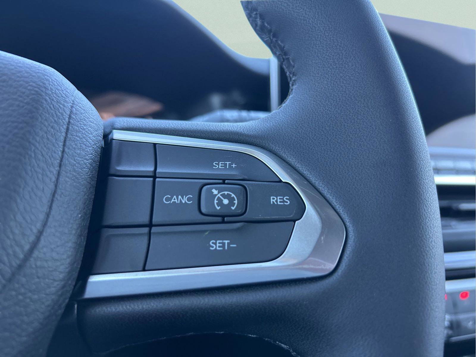 New 2026 Jeep Compass Latitude image 15