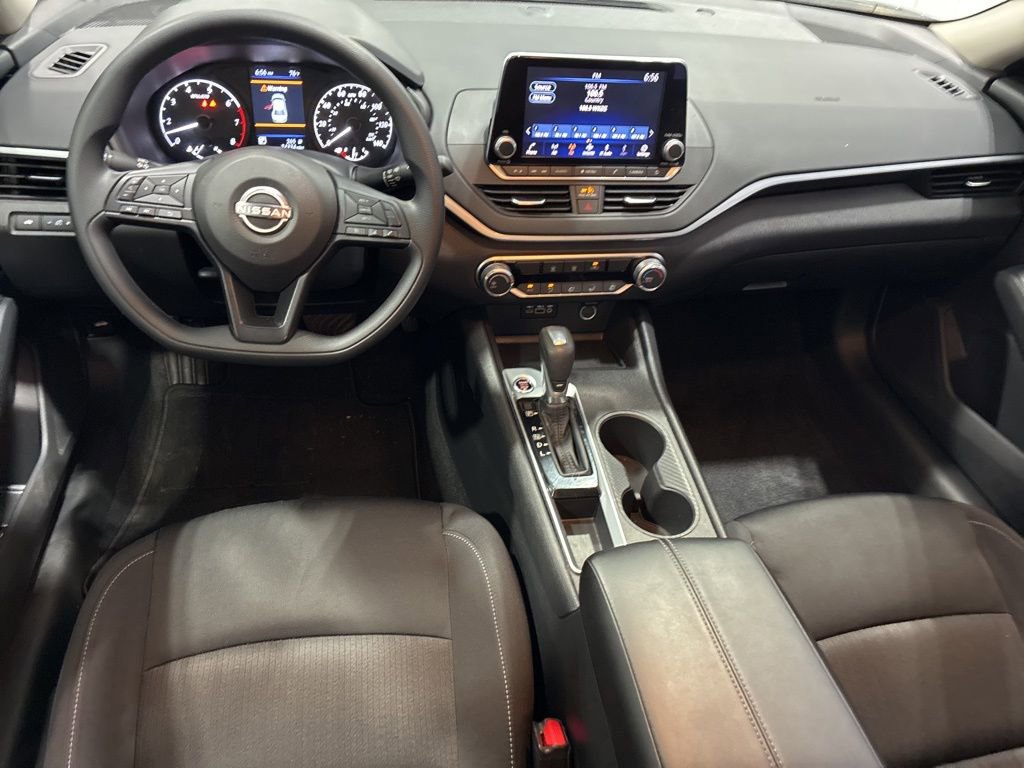 Used 2025 Nissan Altima 2.5 S image 24