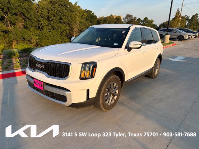 Used 2024 Kia Telluride LX FWD image 3