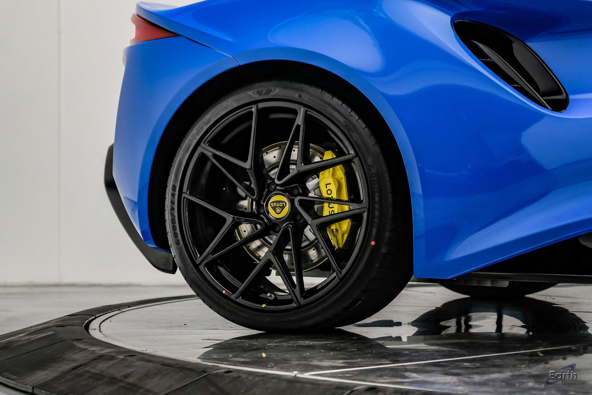 New 2026 Lotus Emira SE image 98