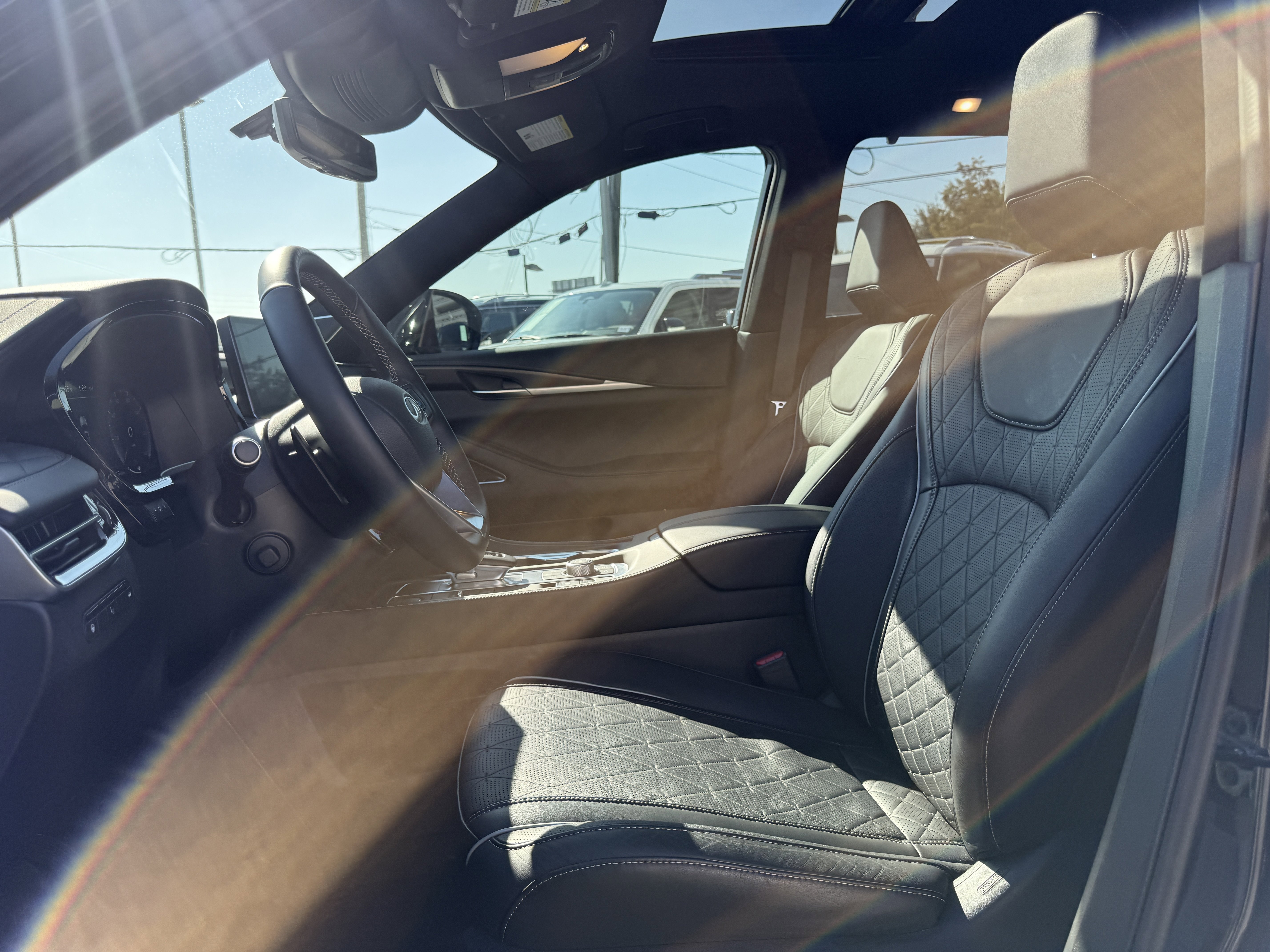 Certified 2025 INFINITI QX60 Autograph w/ Cargo Package image 11