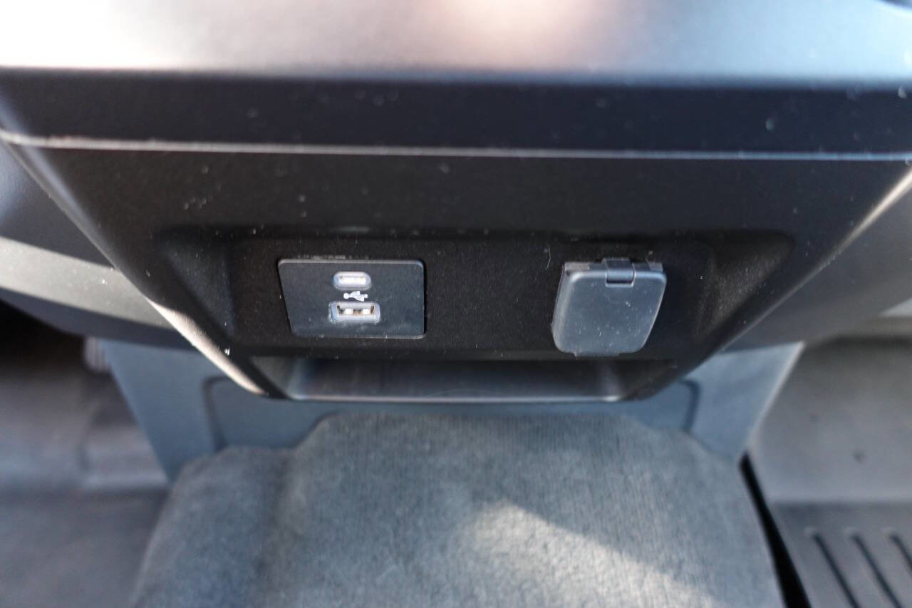 Used 2022 Ford F250 XLT w/ XLT Value Package image 43