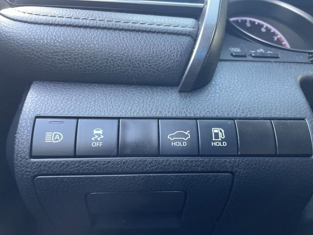 Used 2022 Toyota Camry SE image 32
