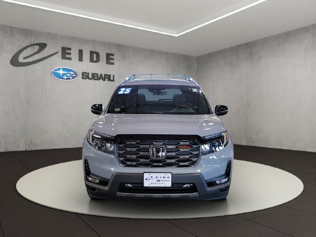 Used 2025 Honda Passport TrailSport image 45