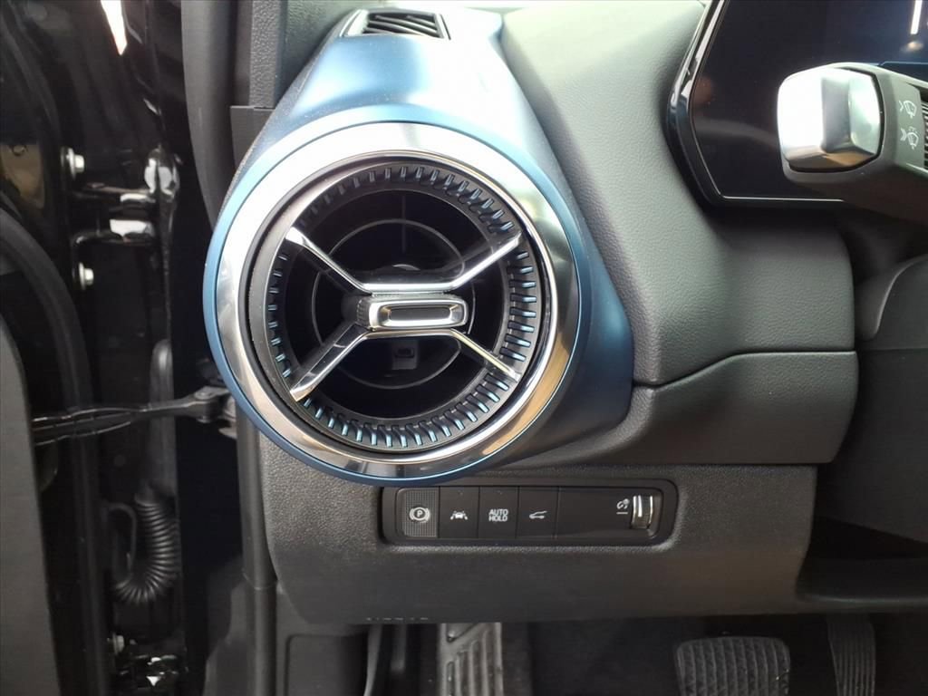 New 2026 Chevrolet Equinox EV LT image 23