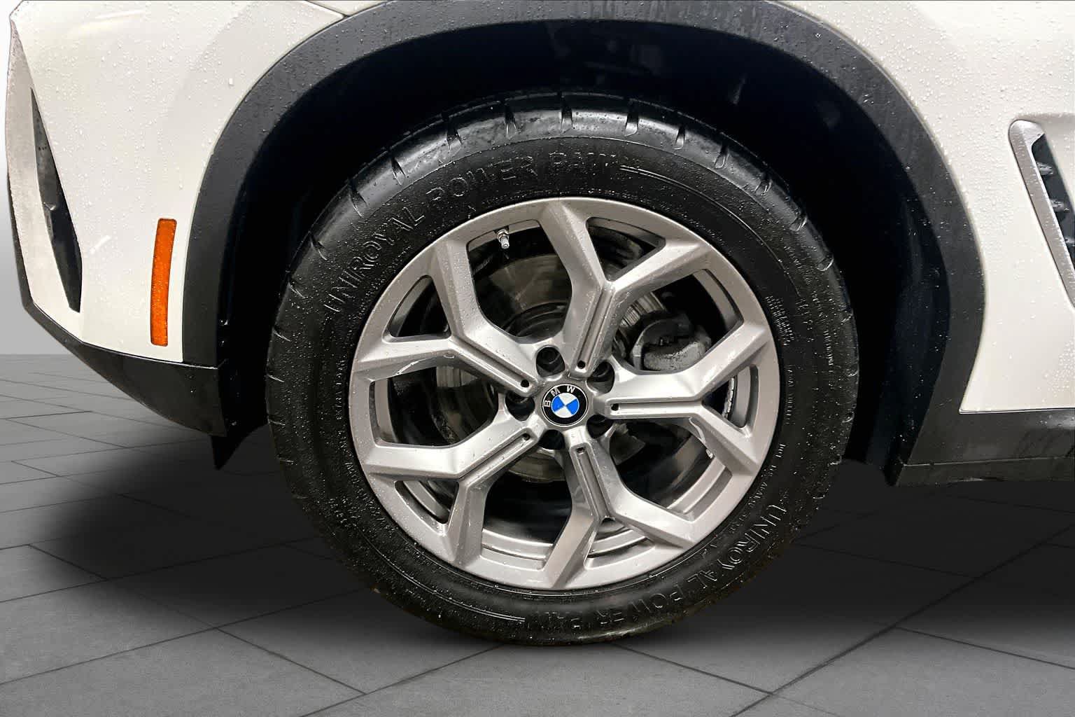 Used 2022 BMW X3 xDrive30i w/ Convenience Package AWD/4WD image 11
