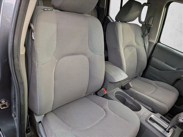 Used 2016 Nissan Frontier SV RWD image 20