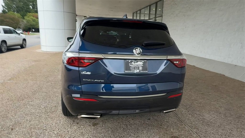 Certified 2023 Buick Enclave Essence image 7